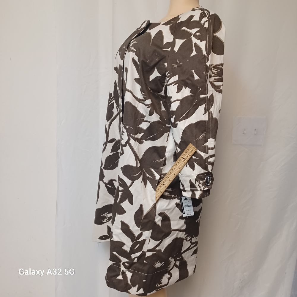 New York & Company brown and Beige Floral Jacket Size XL - Picture 3 of 15